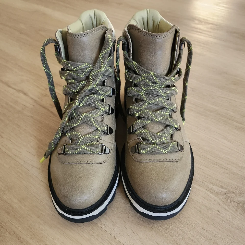 Sorel Womens Tan Lennox Hiking Boots Sz 7 EUC - Picture 2 of 7